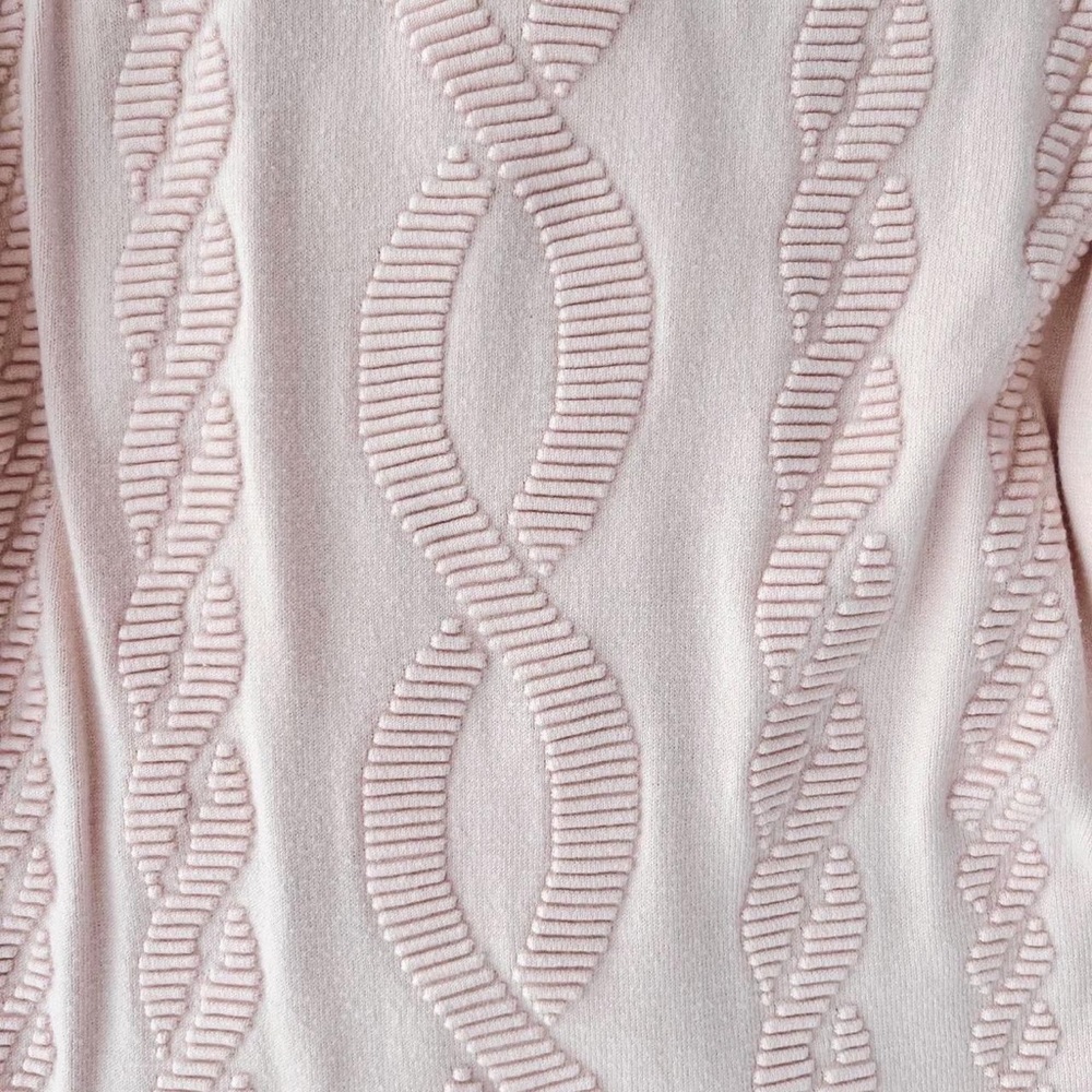 Abercrombie pink argyle / aran knit sweater - Picture 3 of 4